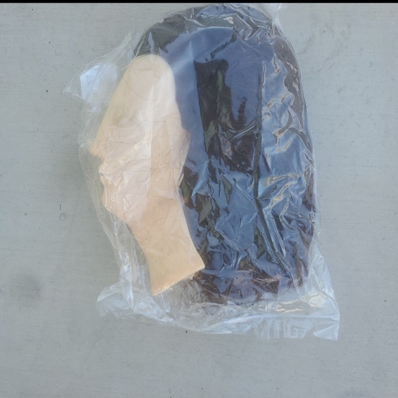 New Celebrity Slip-on Hair Form without Makeup. - Picture 7 of 9